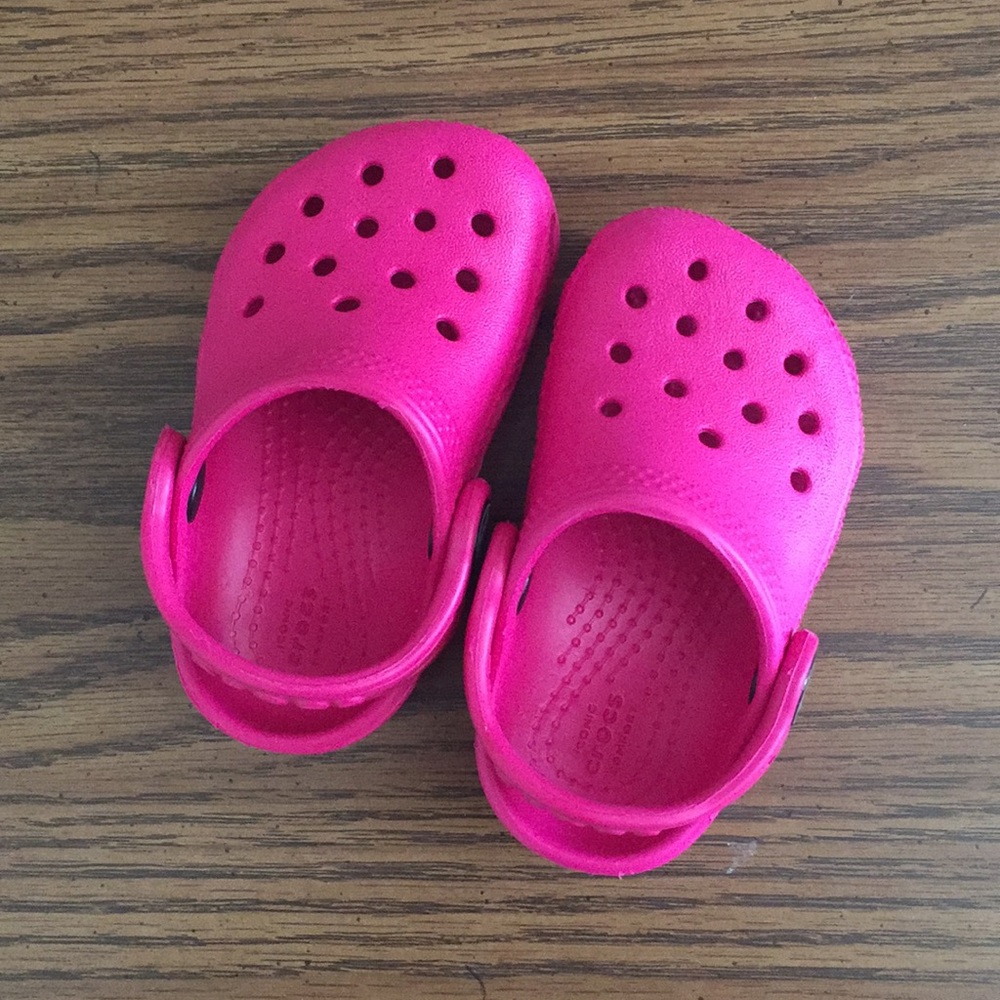 Baby crocs!